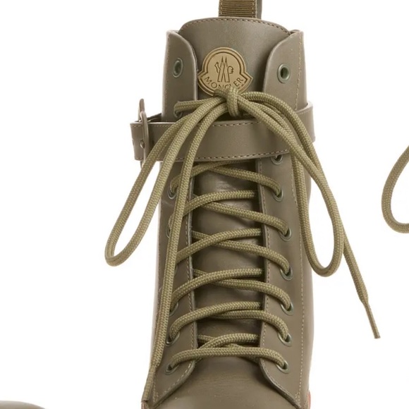MONCLER Boots 39 - Picture 2 of 3